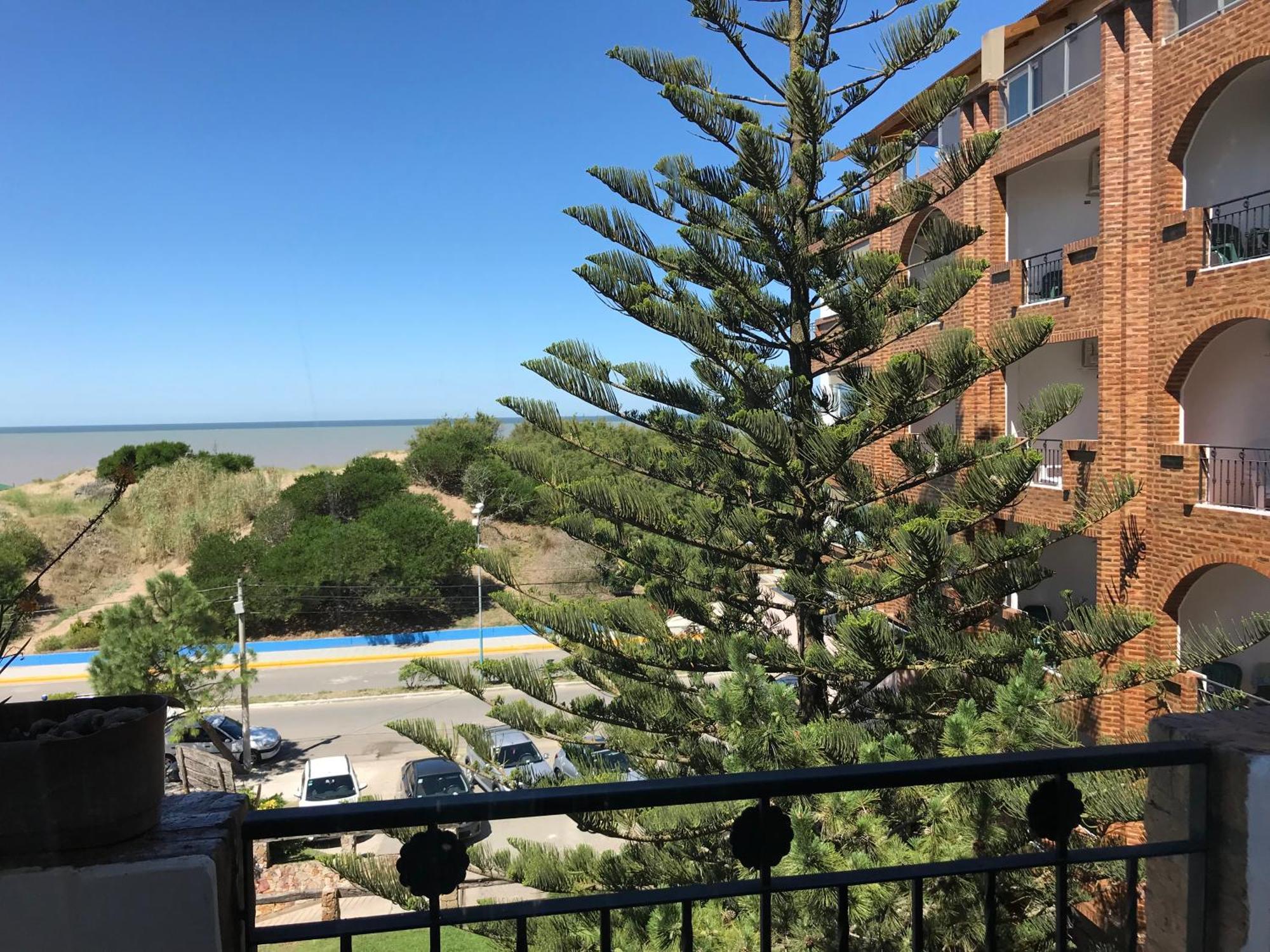 Costanera Mar Hotel & Suites San Clemente del Tuyu Exterior photo